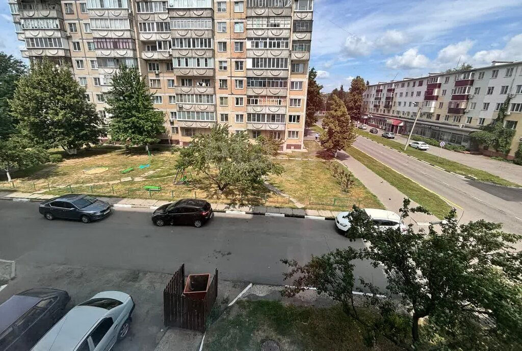 квартира г Старый Оскол микрорайон Молодогвардеец 11А фото 6