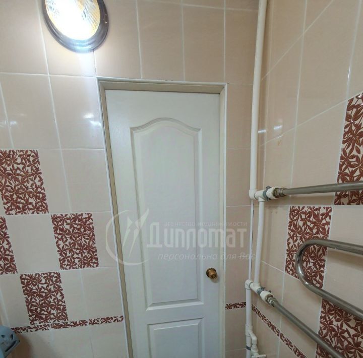 квартира г Курган п Заозерный р-н мкр 12-й мкр 1а 2 жилрайон фото 8