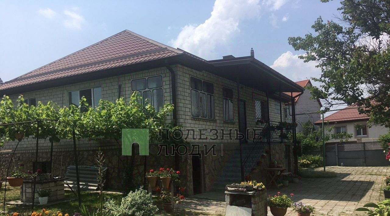 дом г Новороссийск р-н Приморский Цемдолина тер., ул. Спортивная, 34 фото 1