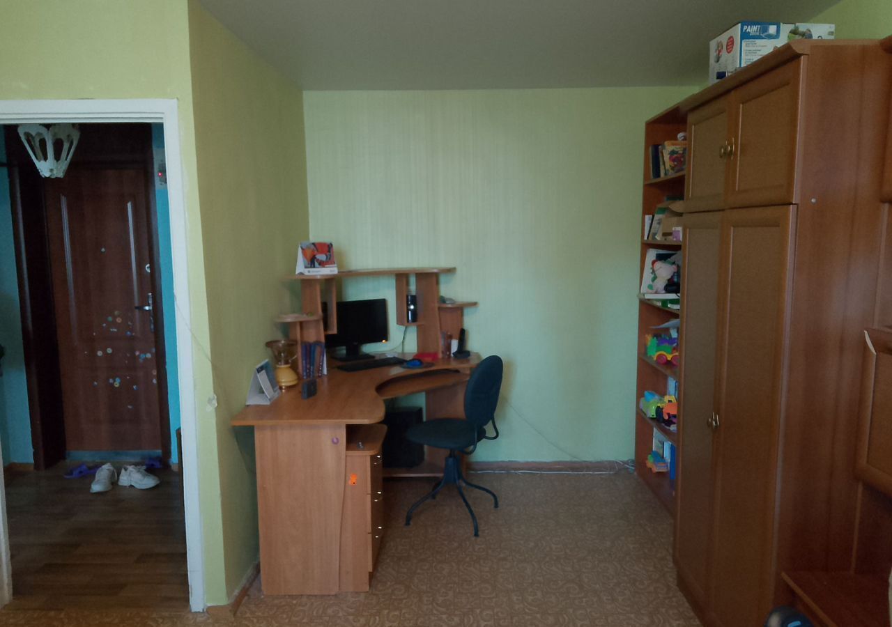 квартира г Тольятти р-н Автозаводский 16-й квартал б-р Цветной 8 фото 1
