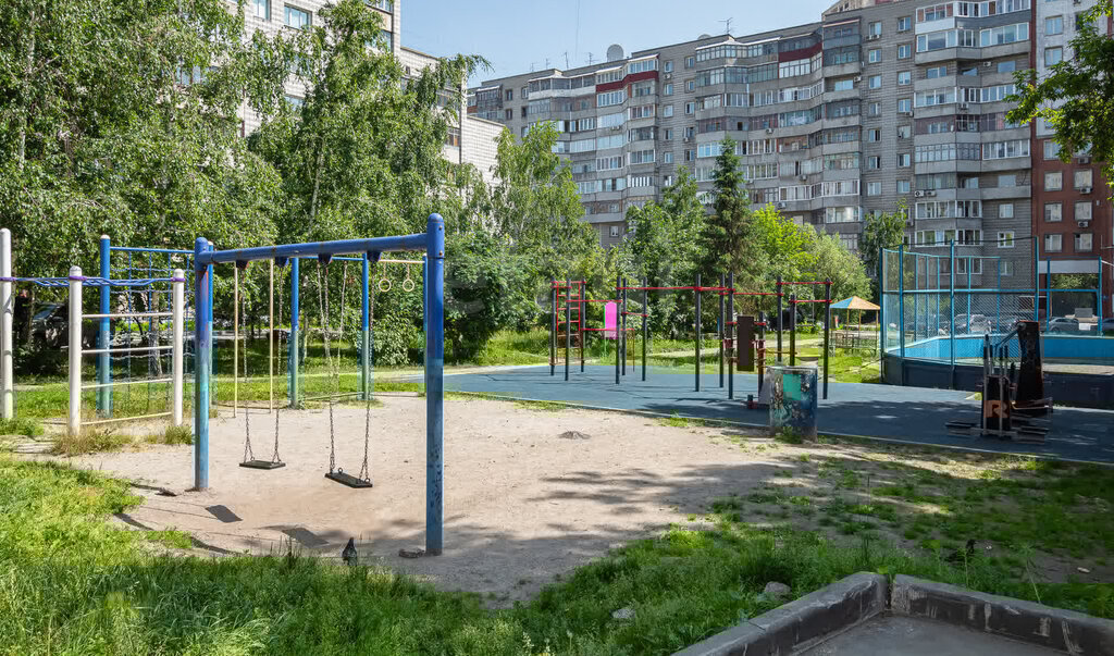 квартира г Новосибирск р-н Центральный Октябрьская ул Серебренниковская 2/1 фото 23