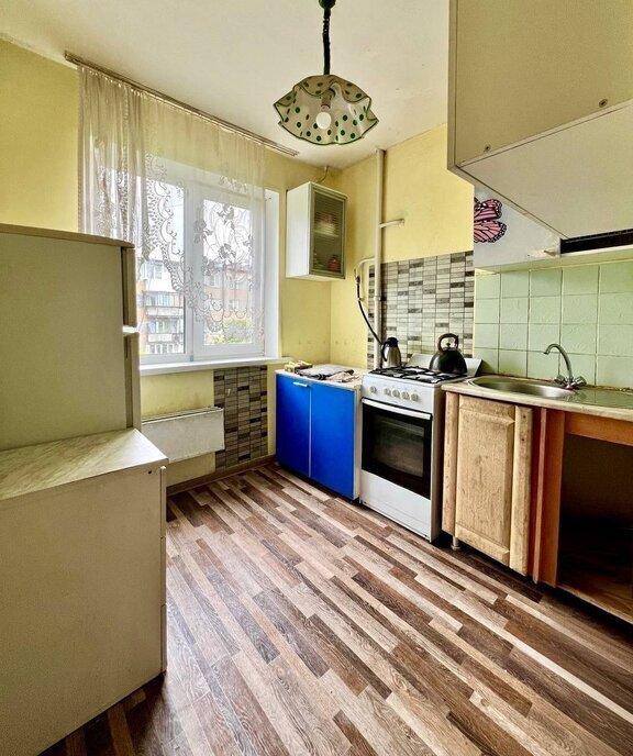 квартира г Челябинск р-н Тракторозаводский ул Марченко 9а фото 6