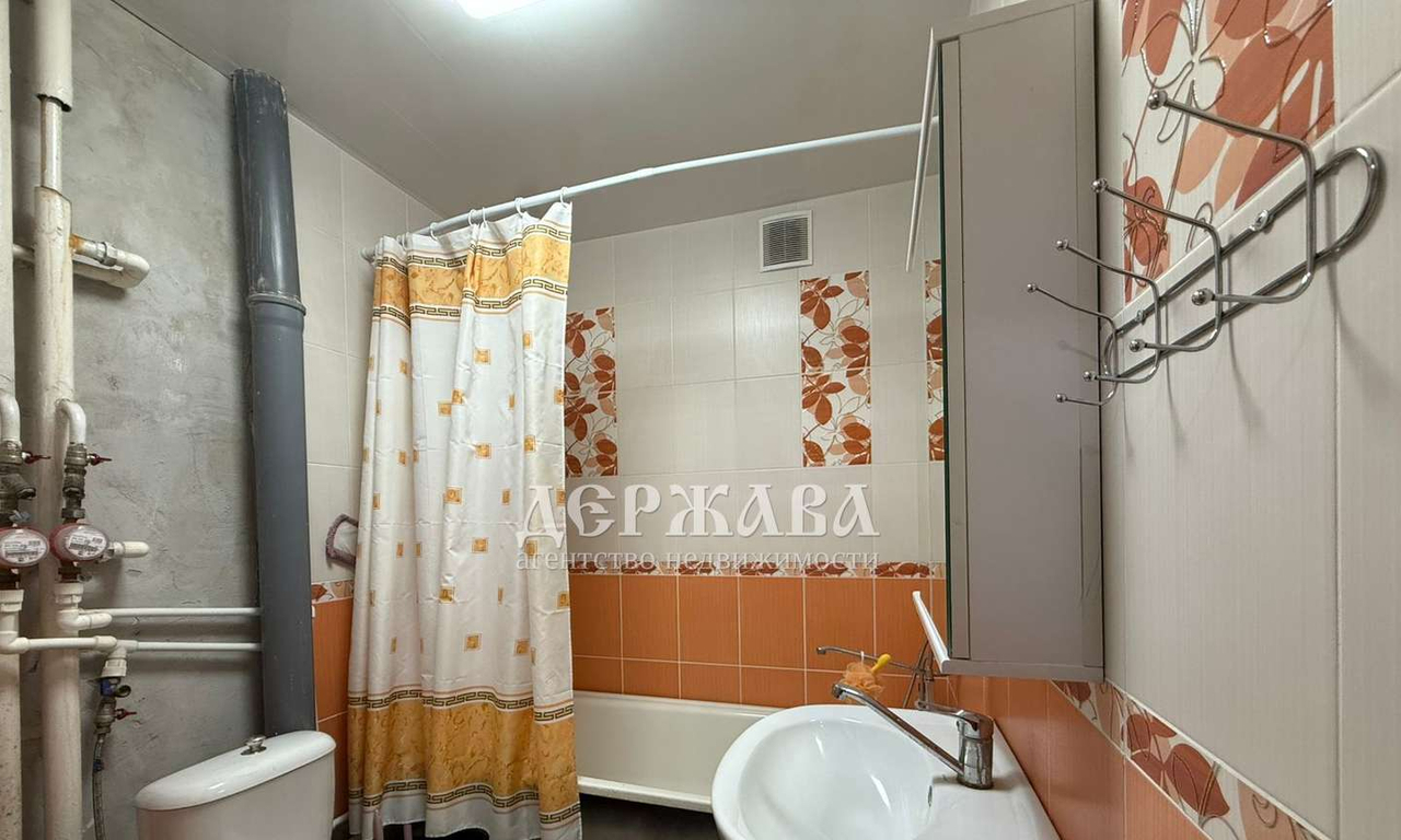 квартира г Старый Оскол м-н, Жукова, 44 фото 10