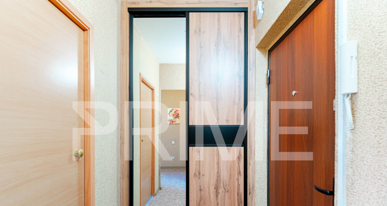 квартира г Омск пгт Сибниисхоз м-н, Академика Королёва проспект, 24 к 1 фото 19