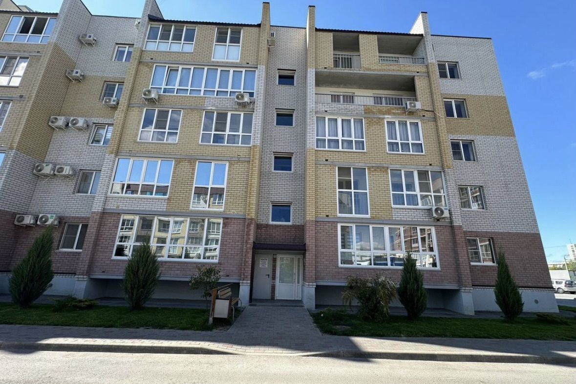 квартира г Волжский ул им генерала Карбышева 164б фото 1