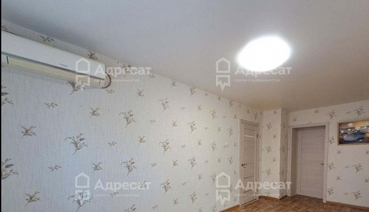квартира г Волжский ул Пушкина 70 10-й м-н фото 1