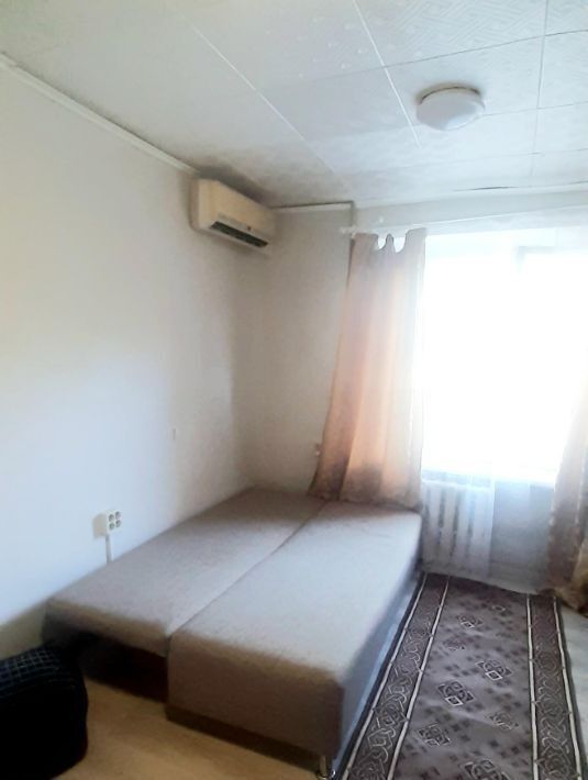 комната г Батайск мкр Авиагородок 34 фото 3