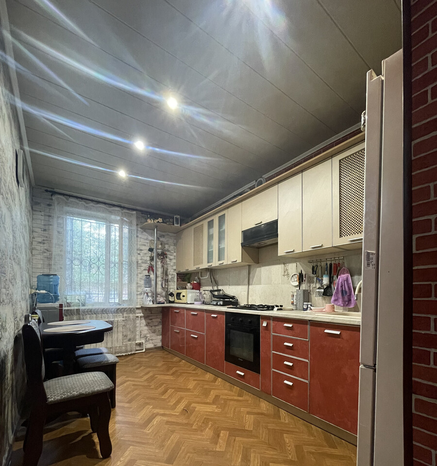 квартира г Таганрог ул Большая Бульварная 3/1 фото 1