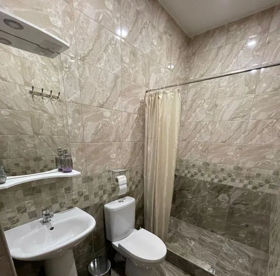 комната г Геленджик с Кабардинка ул Мира 43 фото 8