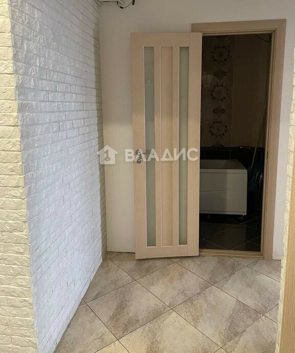 квартира г Тобольск мкр 4 43 фото 6