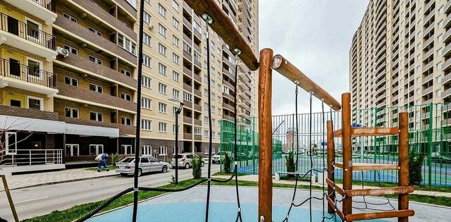 р-н Прикубанский мкр им Петра Метальникова ул им. Петра Метальникова 36 фото