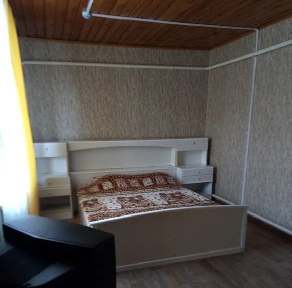 комната р-н Ейский г Ейск ул Рабочая 1б фото 1
