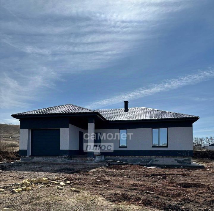дом г Октябрьский ул Совхозная фото 1