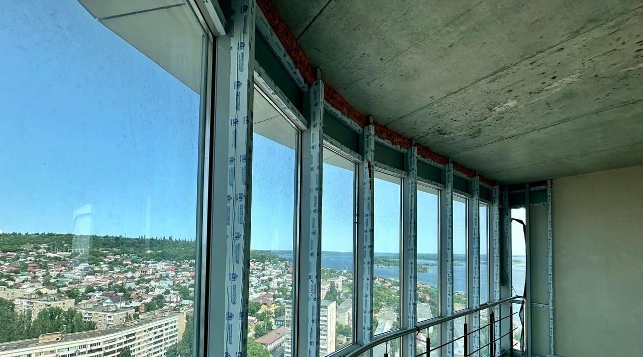 квартира г Саратов р-н Волжский пл Славянская 2 фото 1