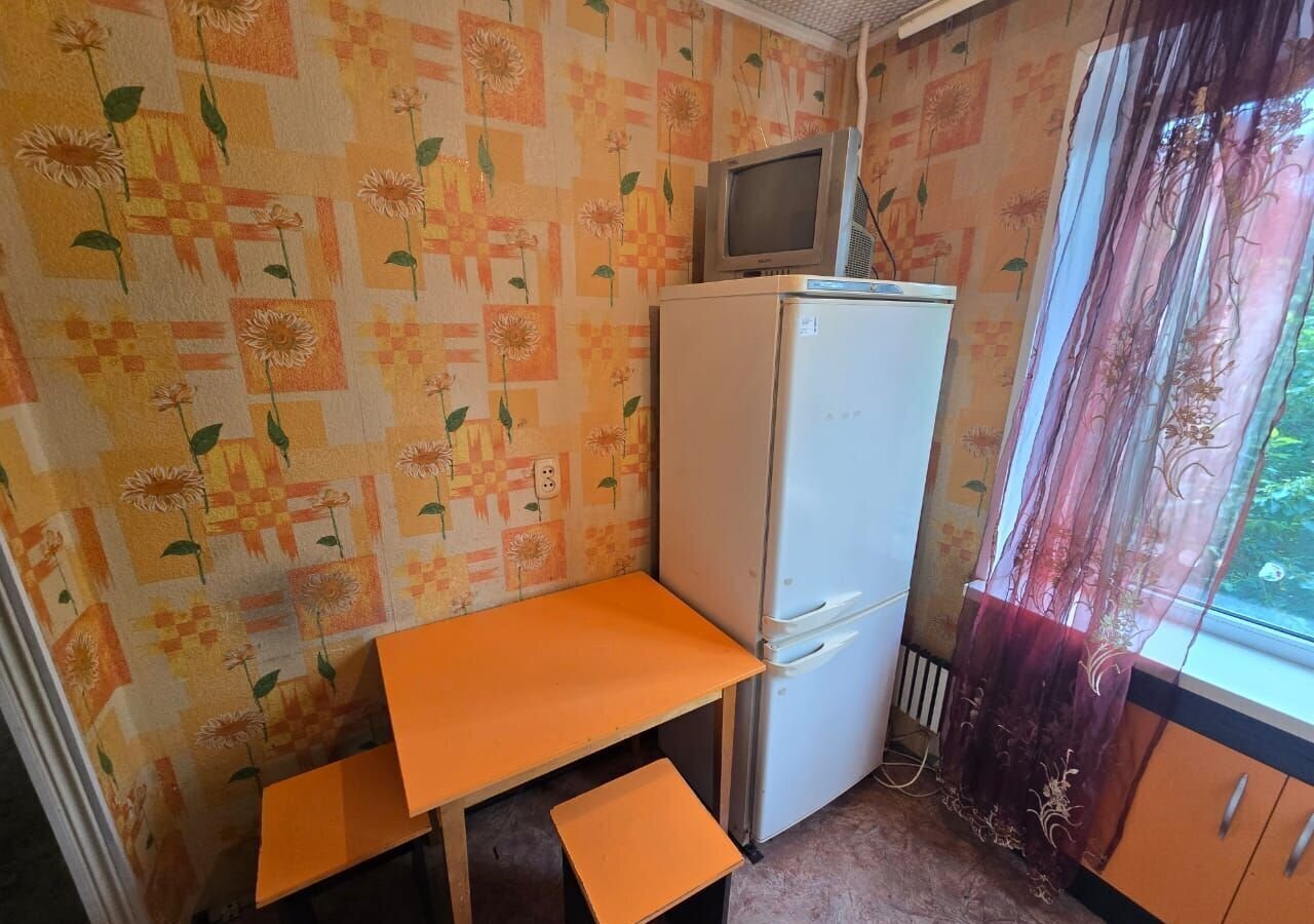 квартира г Челябинск р-н Калининский ул Калинина 8 фото 2