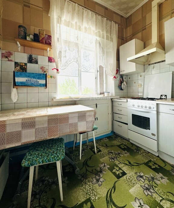 квартира г Волгоград р-н Дзержинский пр-кт Маршала Жукова 119 фото 1
