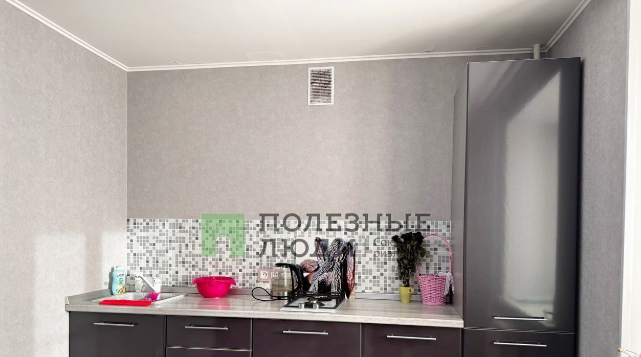 квартира г Саратов р-н Кировский ул Цветочная 1 фото 2