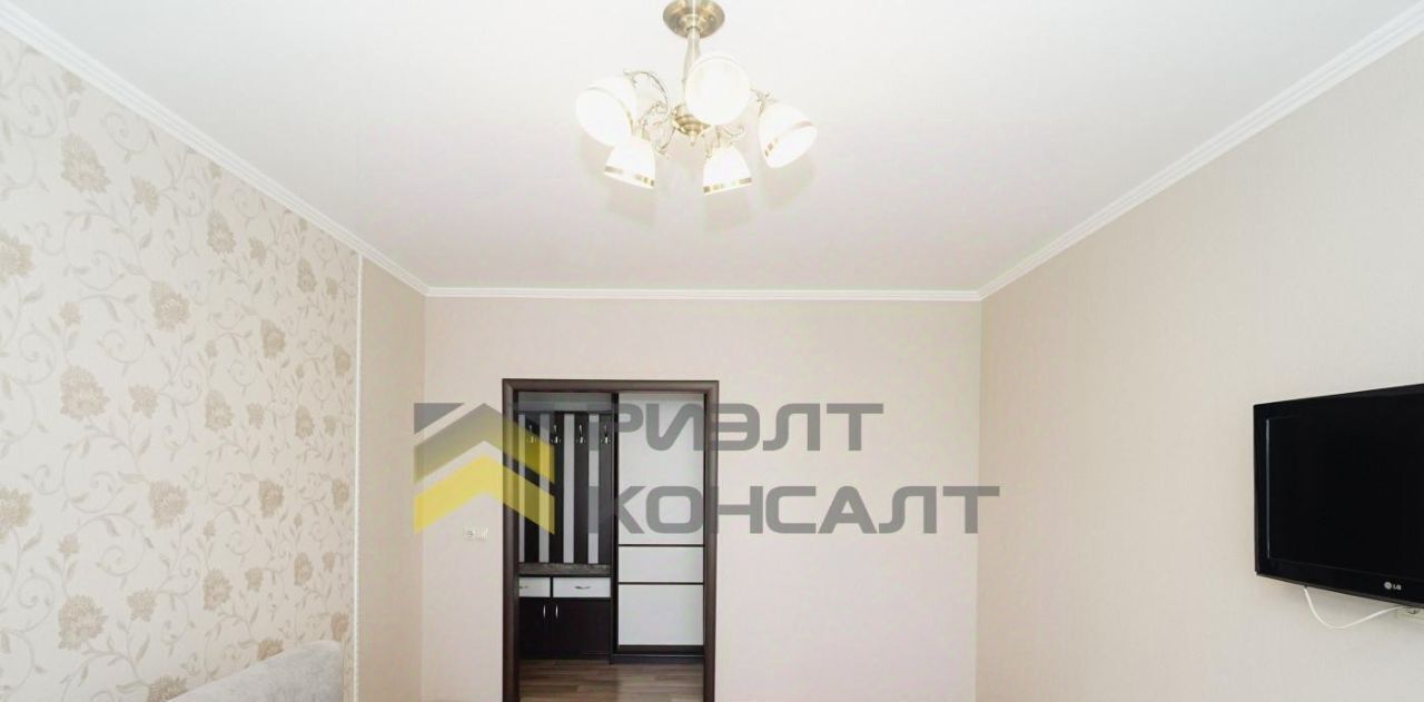 квартира г Омск р-н Октябрьский ул Кирова 7 фото 3