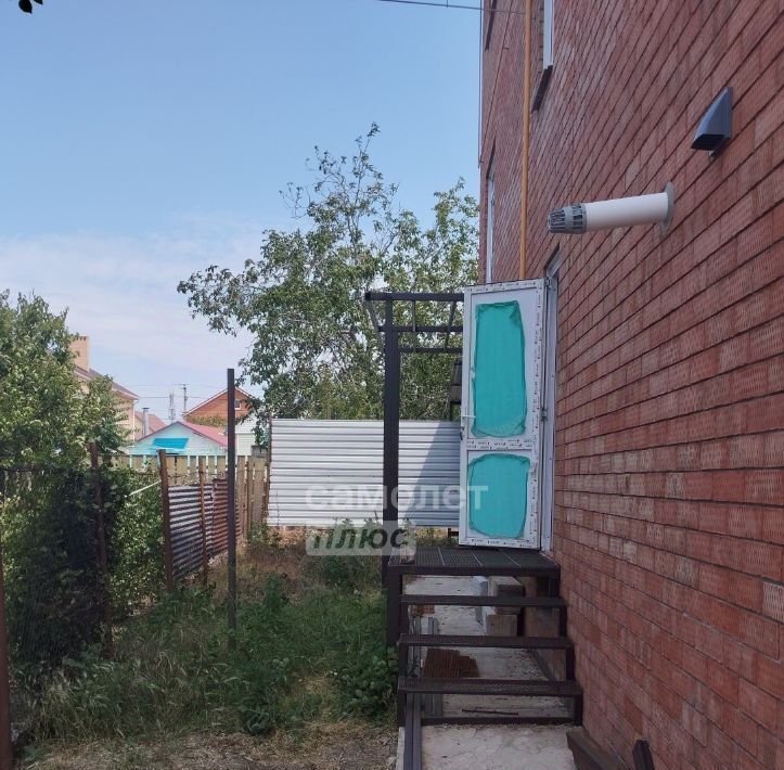квартира р-н Ейский г Ейск ул Армавирская 140 фото 7
