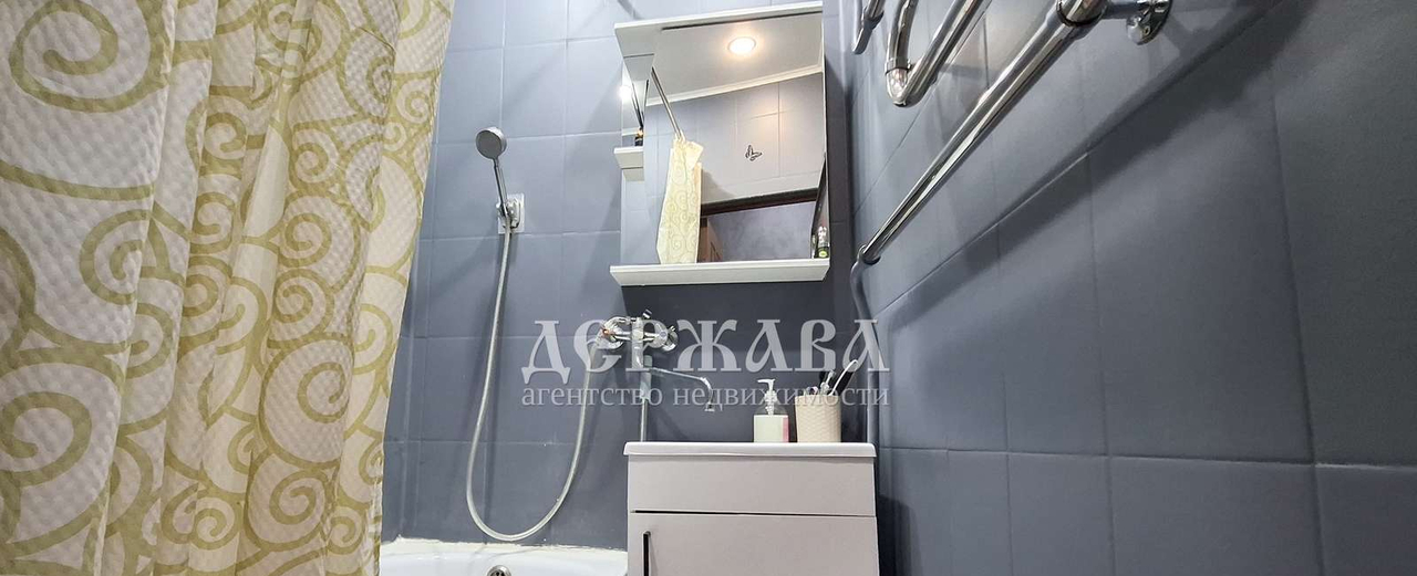 квартира г Старый Оскол ул Комсомольская 42 фото 5