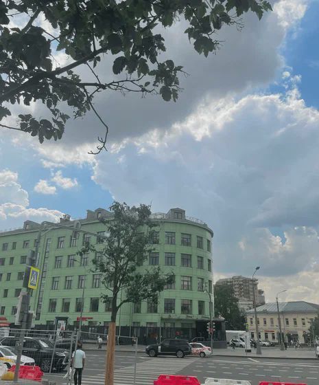 квартира г Москва метро Таганская ул Земляной Вал 65 фото 16