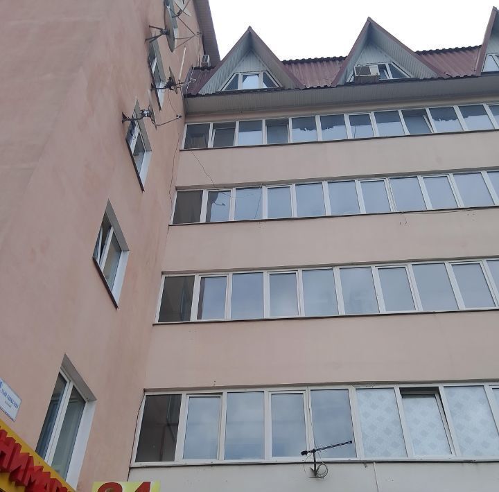 квартира г Сочи р-н Хостинский ул Я.Фабрициуса 4/8 фото 12
