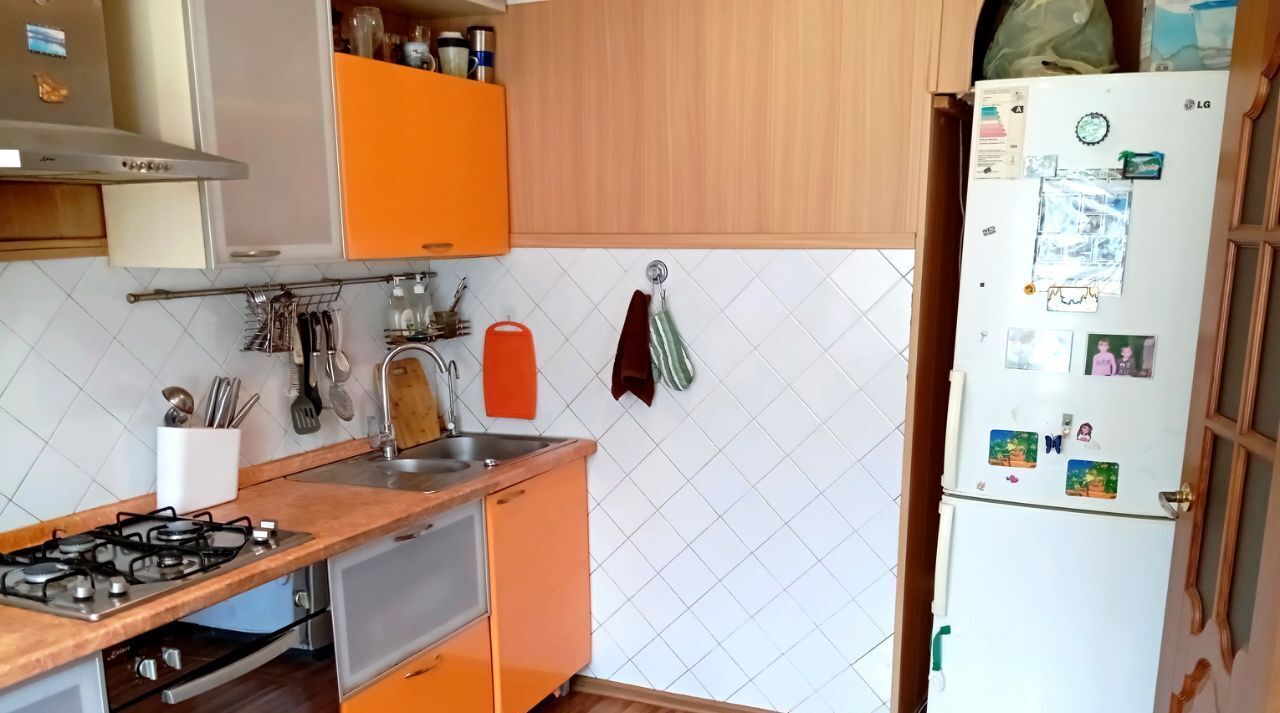 квартира г Астрахань р-н Советский ул Николая Островского 154к/2 фото 15