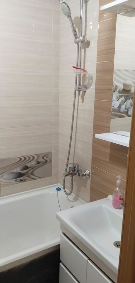 квартира г Омск р-н Кировский ул 2-я Любинская 11а фото 9