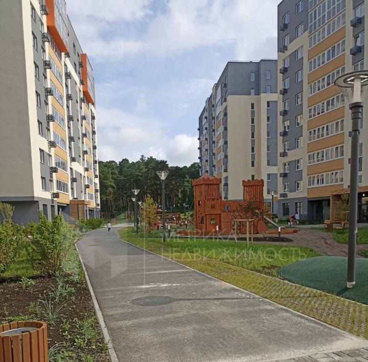 квартира г Тюмень р-н Ленинский ул Героев Сталинградской битвы 7 фото 11