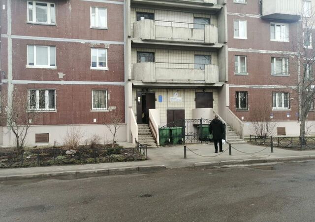 метро Комендантский Проспект пр-кт Авиаконструкторов 42к/3 фото