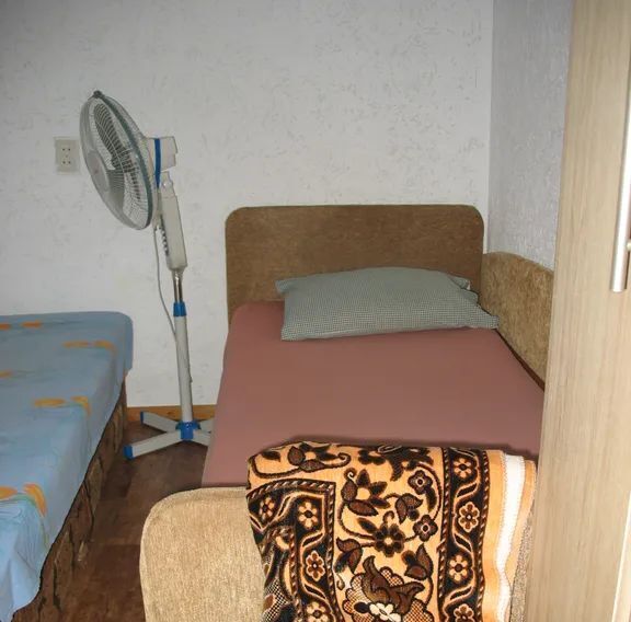 комната г Алушта ул Октябрьская 19а фото 1