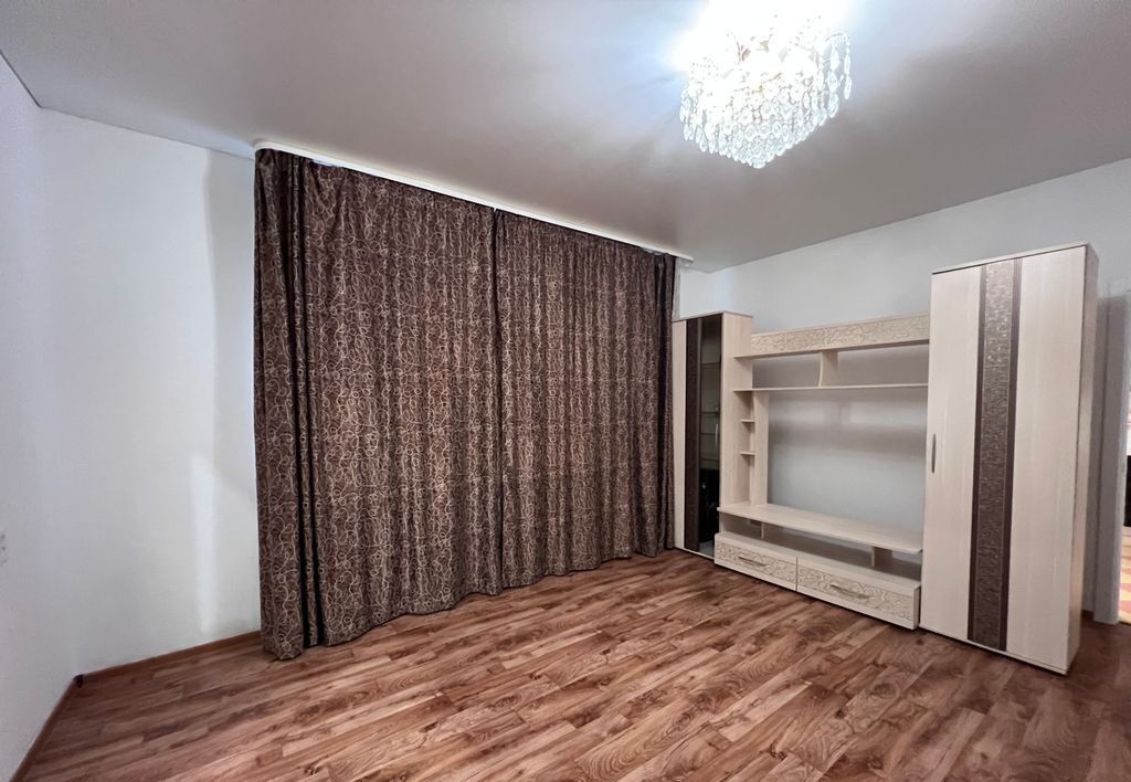 квартира г Оренбург р-н Дзержинский ул Салмышская 11/1 фото 17