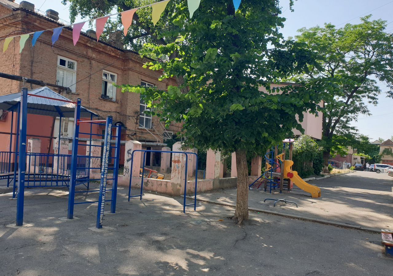 квартира г Махачкала р-н Ленинский ул Нахимова 7 фото 1