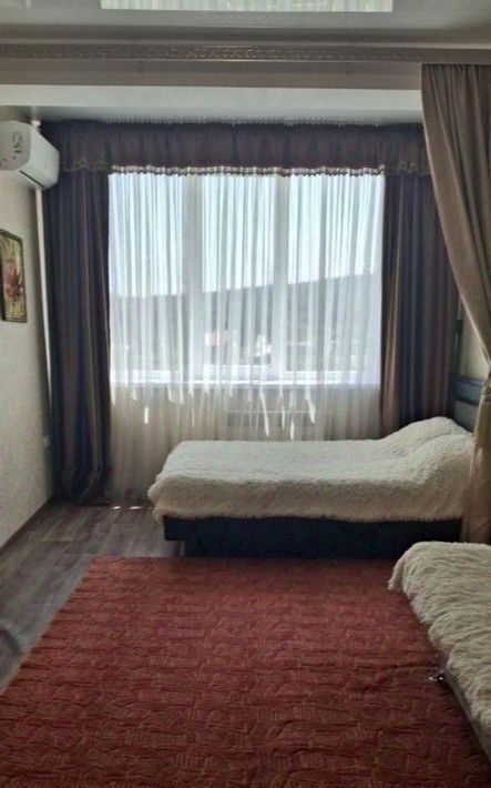 квартира г Симферополь р-н Центральный ул Балаклавская 131 фото 1