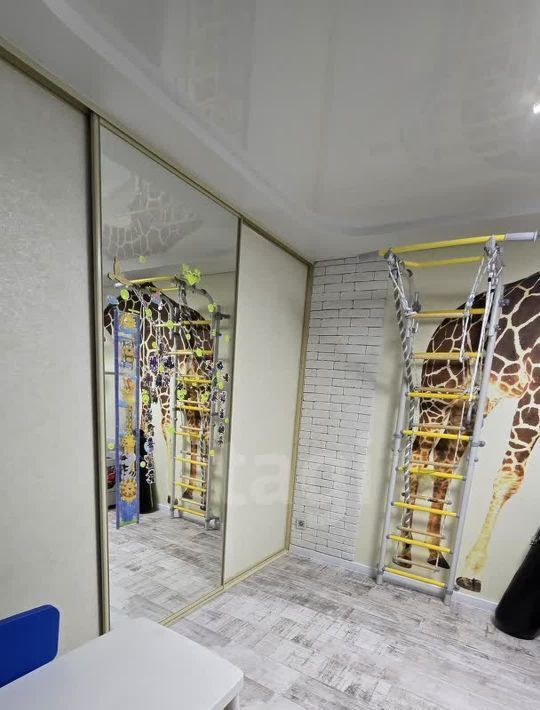квартира г Владивосток р-н Первомайский ул Связи 22а фото 3