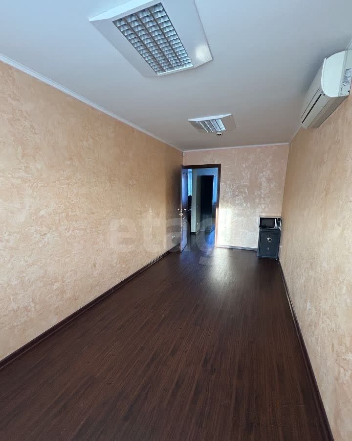 квартира г Челябинск р-н Центральный ул 3-го Интернационала 92а фото 3