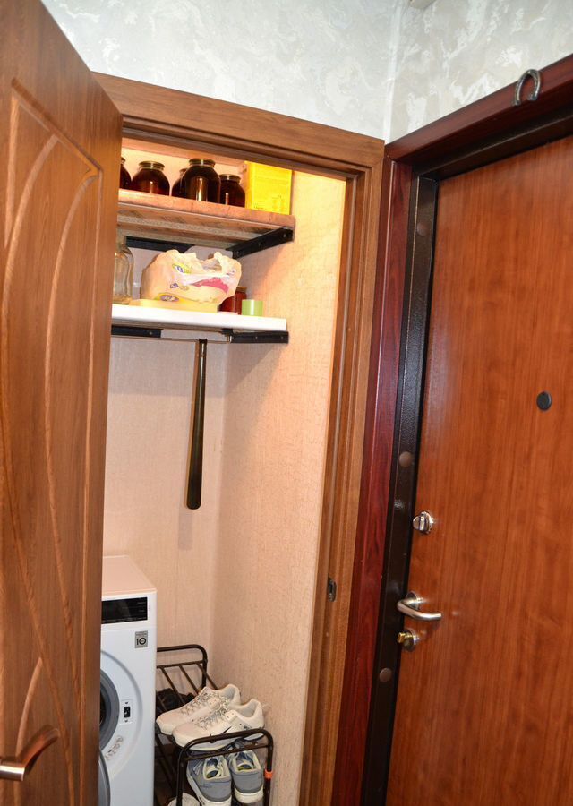 квартира г Тольятти р-н Автозаводский 16 квартал ул Тополиная 40 фото 3