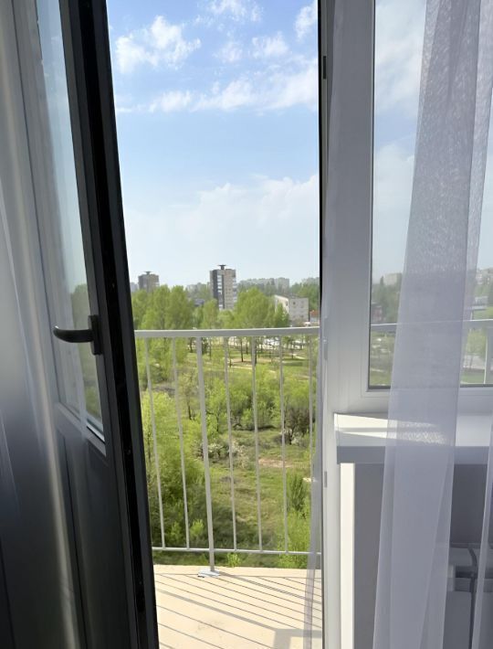 квартира г Волгоград р-н Дзержинский пр-кт Маршала Жукова 98б фото 16