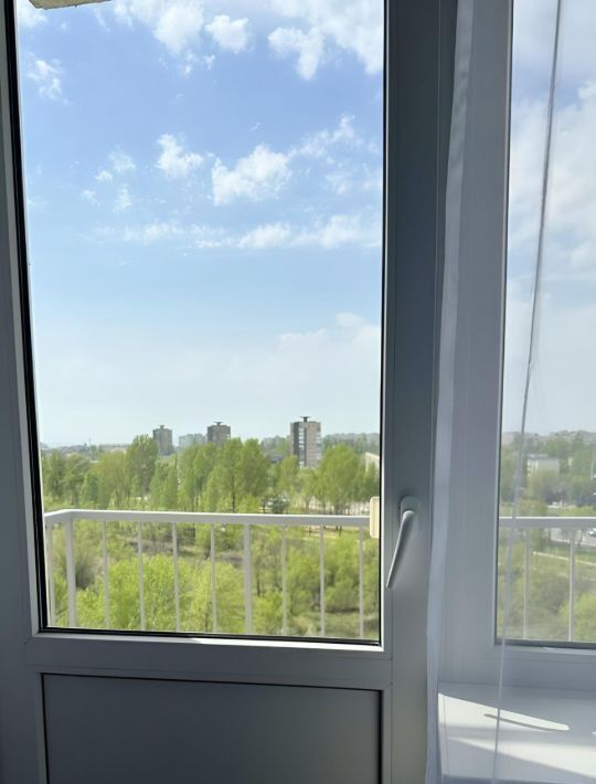 квартира г Волгоград р-н Дзержинский пр-кт Маршала Жукова 98б фото 15