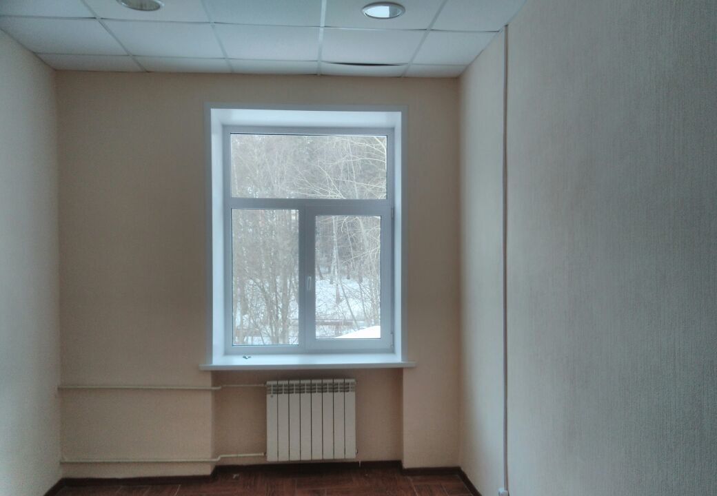 офис г Новоуральск ул Льва Толстого 3 фото 2