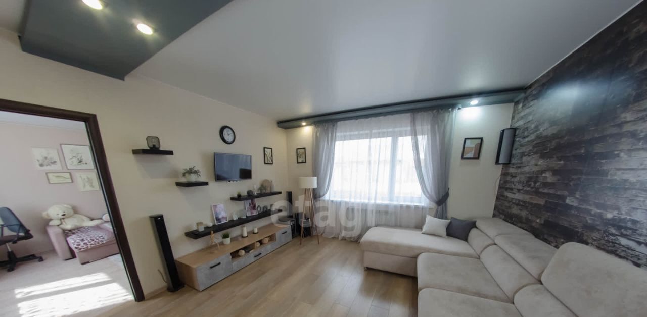 квартира г Шадринск ул Ефремова 32 фото 1