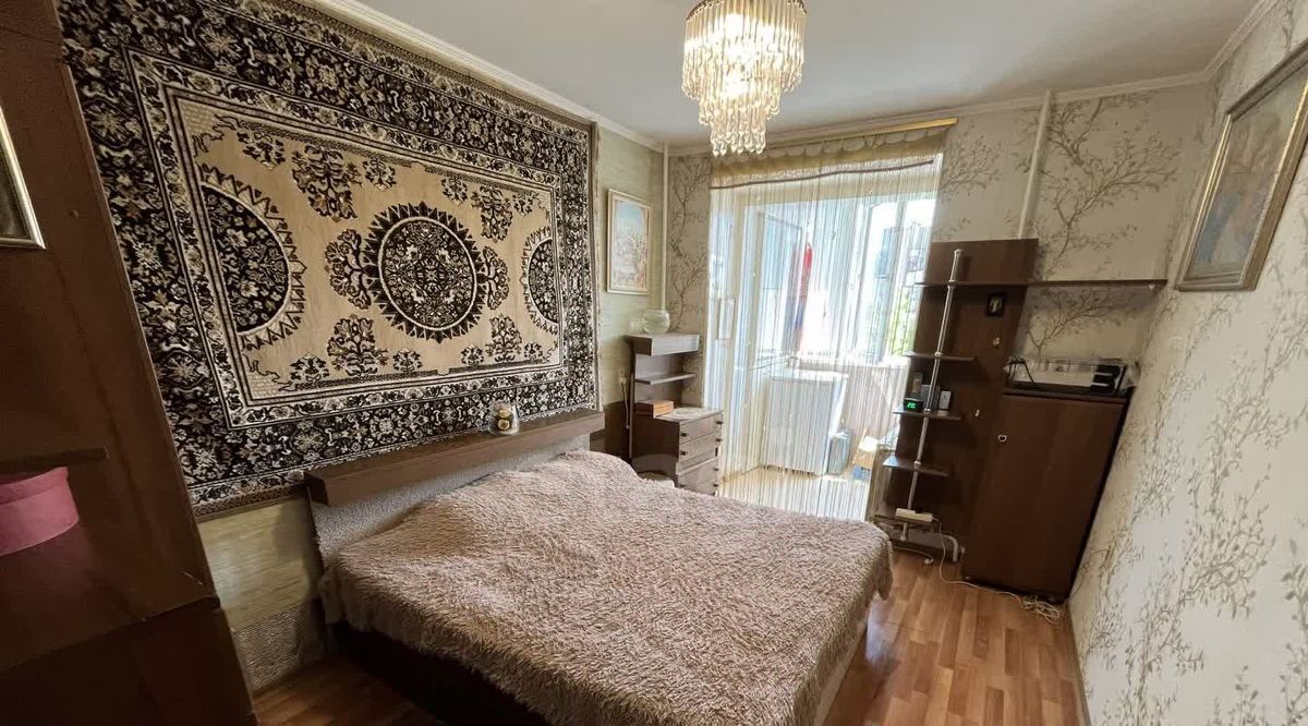 квартира г Саратов р-н Фрунзенский ул Новоузенская 180б фото 6
