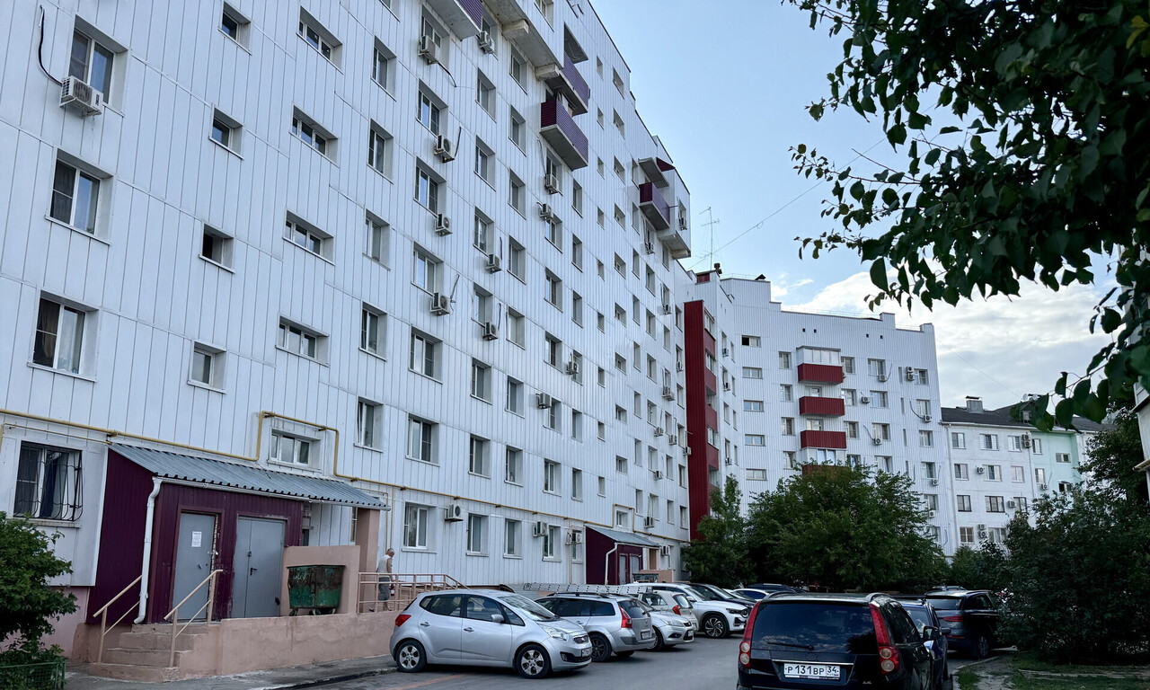 квартира г Волжский 37-й м-н, улица С. Р. Медведева, 63 фото 18