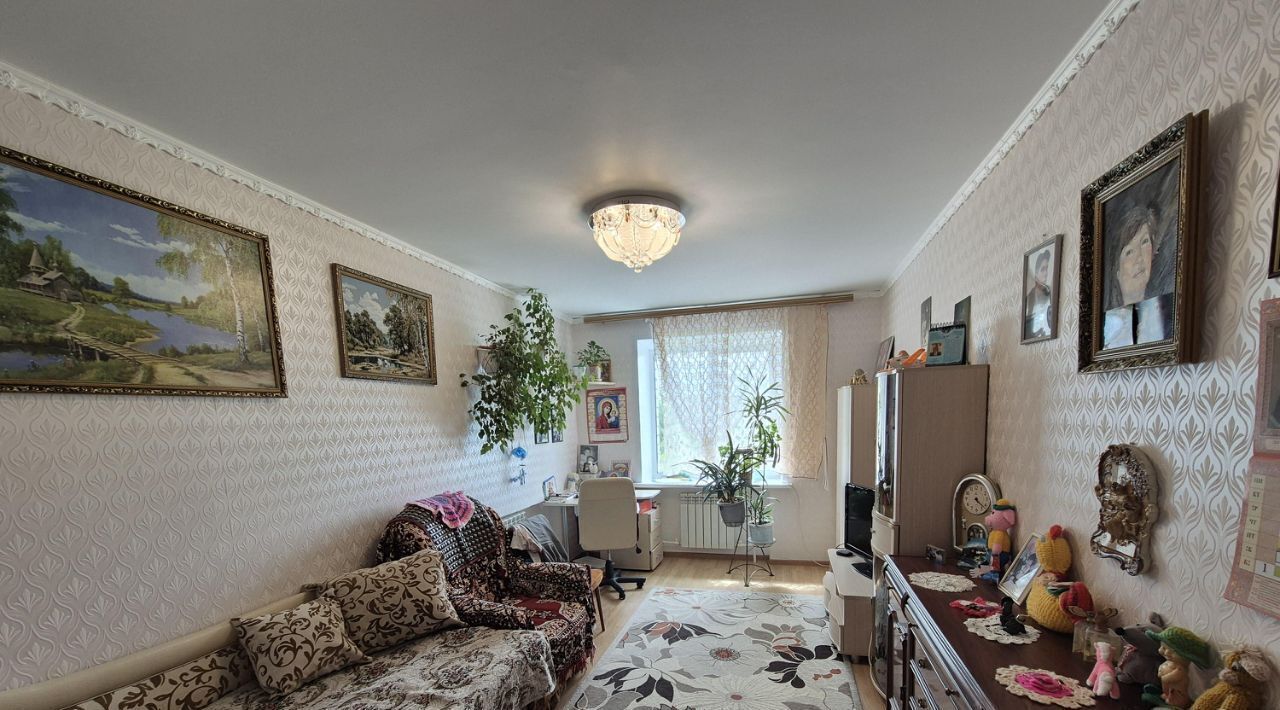 квартира р-н Угличский г Углич ул Академика Опарина 60к/1 фото 2