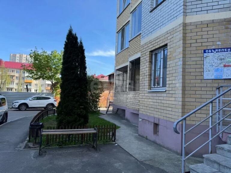 квартира г Брянск р-н Советский ул. Красноармейская, д. 38 фото 9