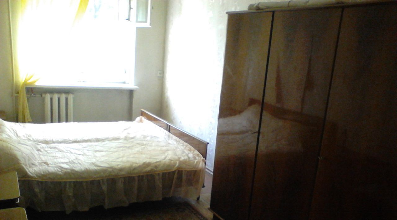 квартира г Новокузнецк р-н Центральный ул Орджоникидзе 52 фото 3