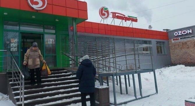 торговое помещение г Нижний Новгород р-н Ленинский Молитовка II Заречная ул Академика Баха 1а фото 1