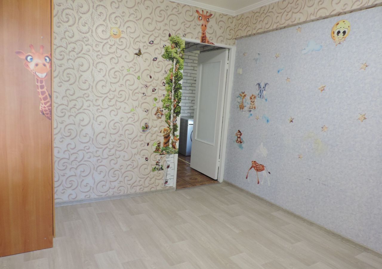 квартира г Омск р-н Кировский ул Дмитриева 13/5 фото 5