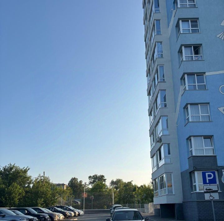 квартира г Барнаул р-н Железнодорожный ул Смирнова 1а фото 10