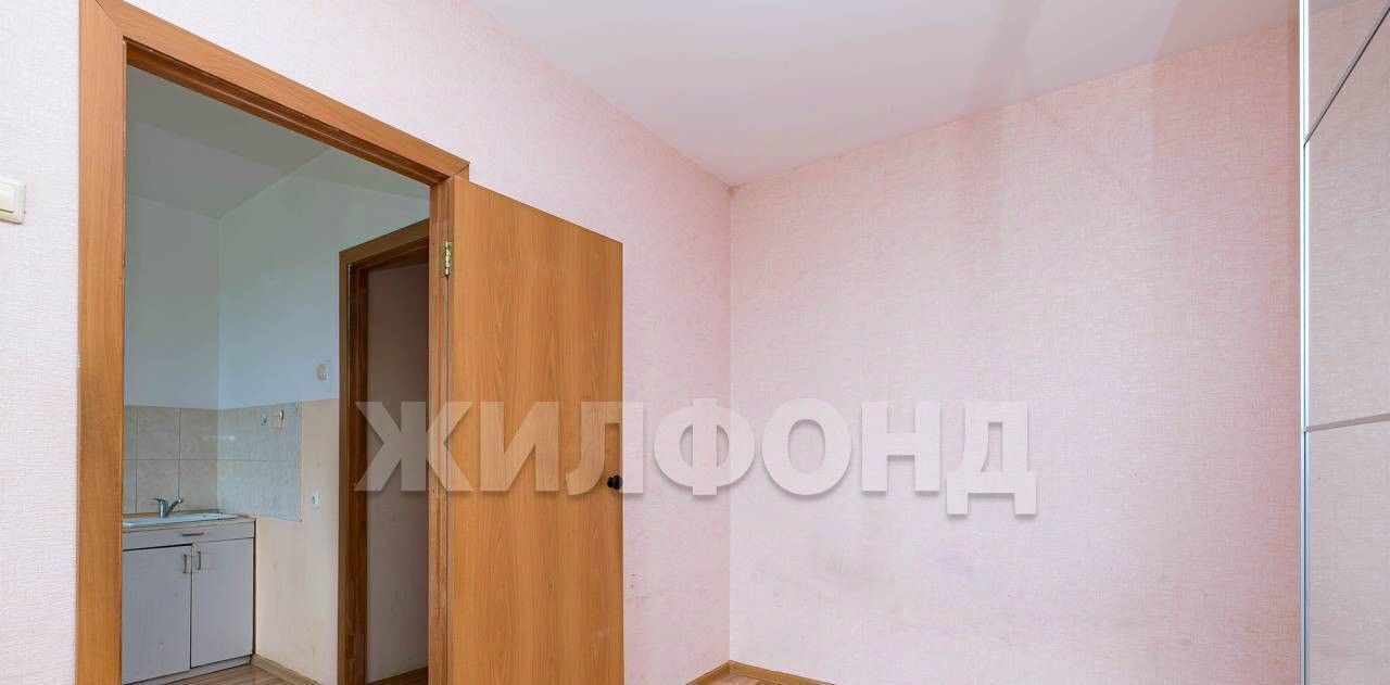 квартира г Новосибирск р-н Октябрьский Золотая Нива ул В.Высоцкого 52/3 фото 5